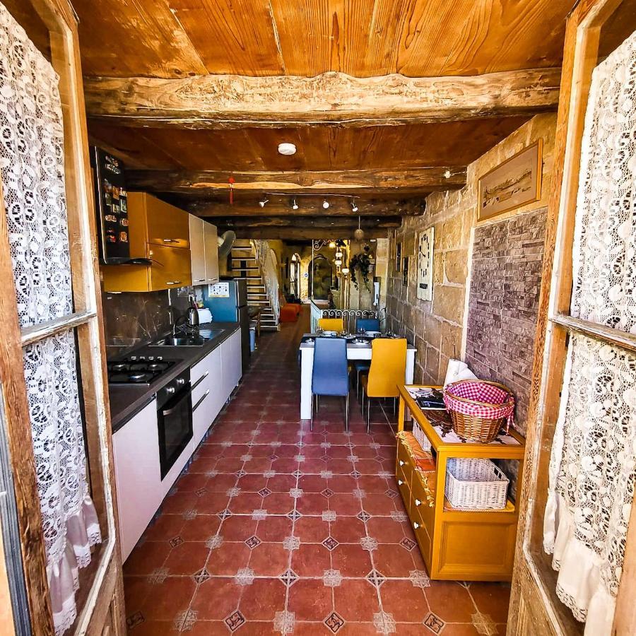 فيلا 1500 Little Pink House In Kalkara Creek المظهر الخارجي الصورة